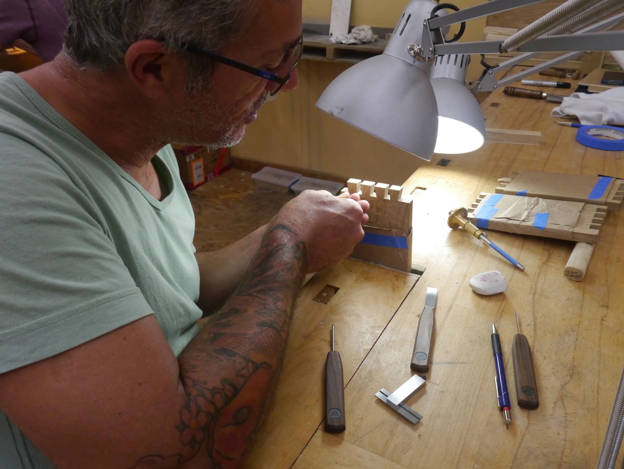 Alberto cleans up his tails