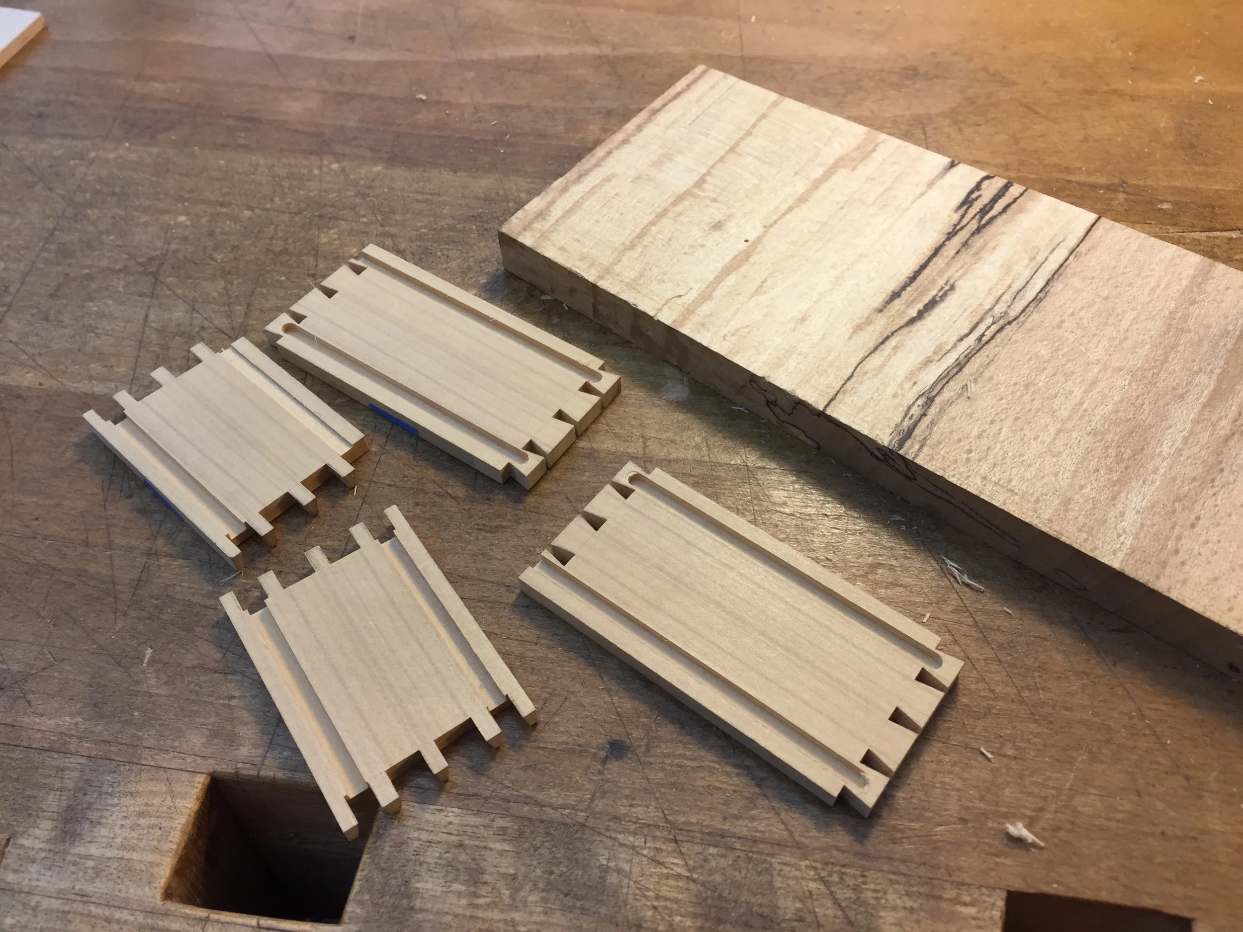  Tiny dovetails 